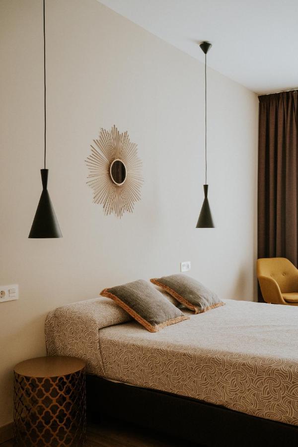 Apartamentos Levante - Mares Torre Del Mar Luaran gambar