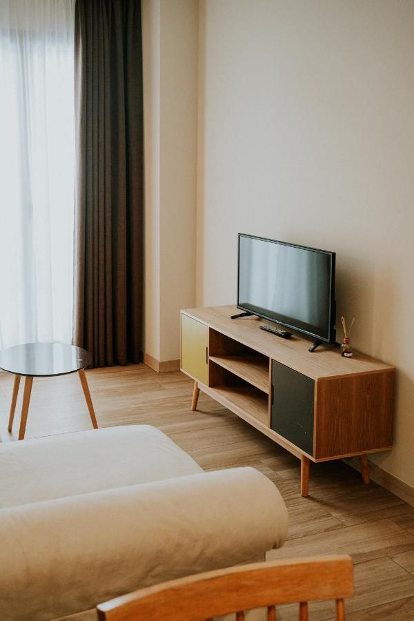 Apartamentos Levante - Mares Torre Del Mar Luaran gambar